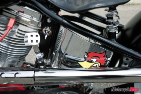 Motorcycle-Mojo_08_Johnny-Cool